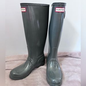 Hunter rain boots size 6